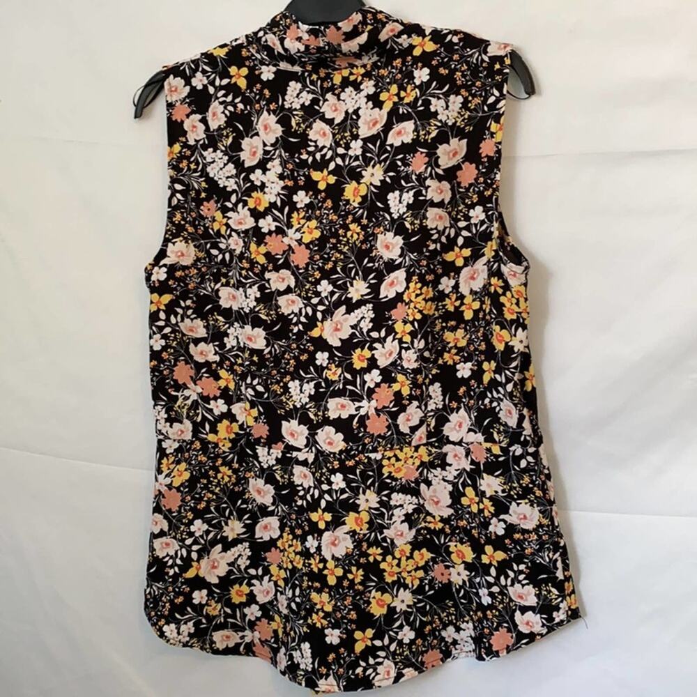Liz Claiborne 'Career' Black Floral Waist Tie Top - Picture 5 of 9